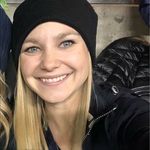 Meet your Posher, Lucy